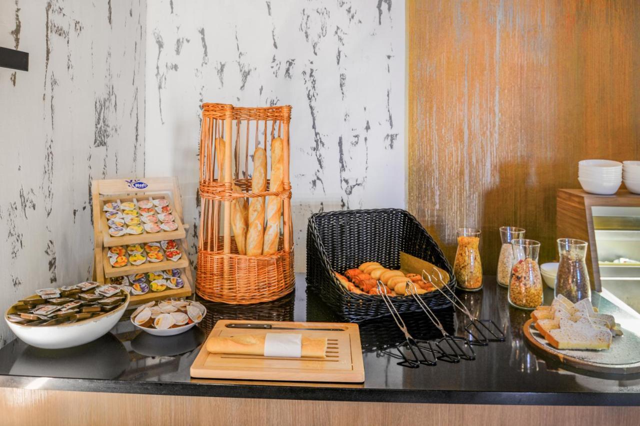 Neuchâtel City Hôtel Ngoại thất bức ảnh