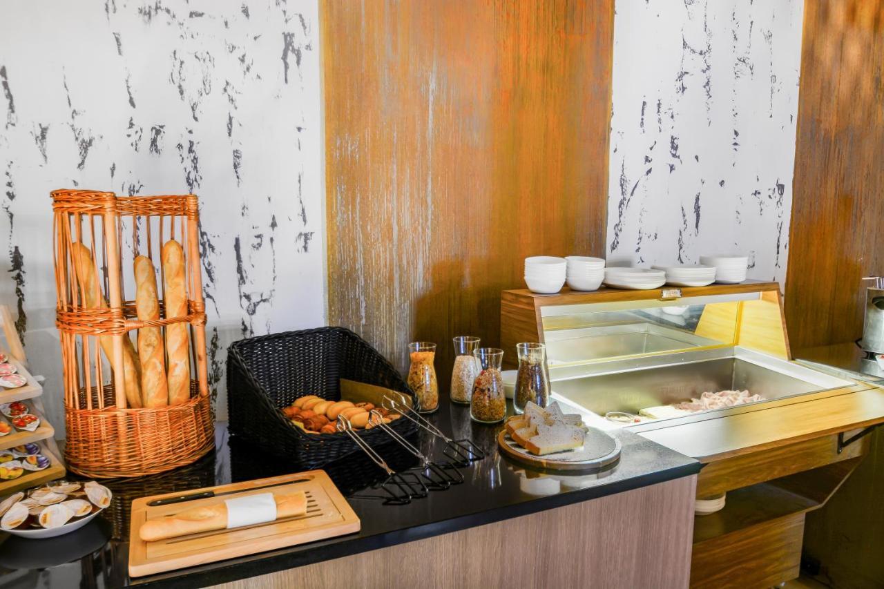 Neuchâtel City Hôtel Ngoại thất bức ảnh