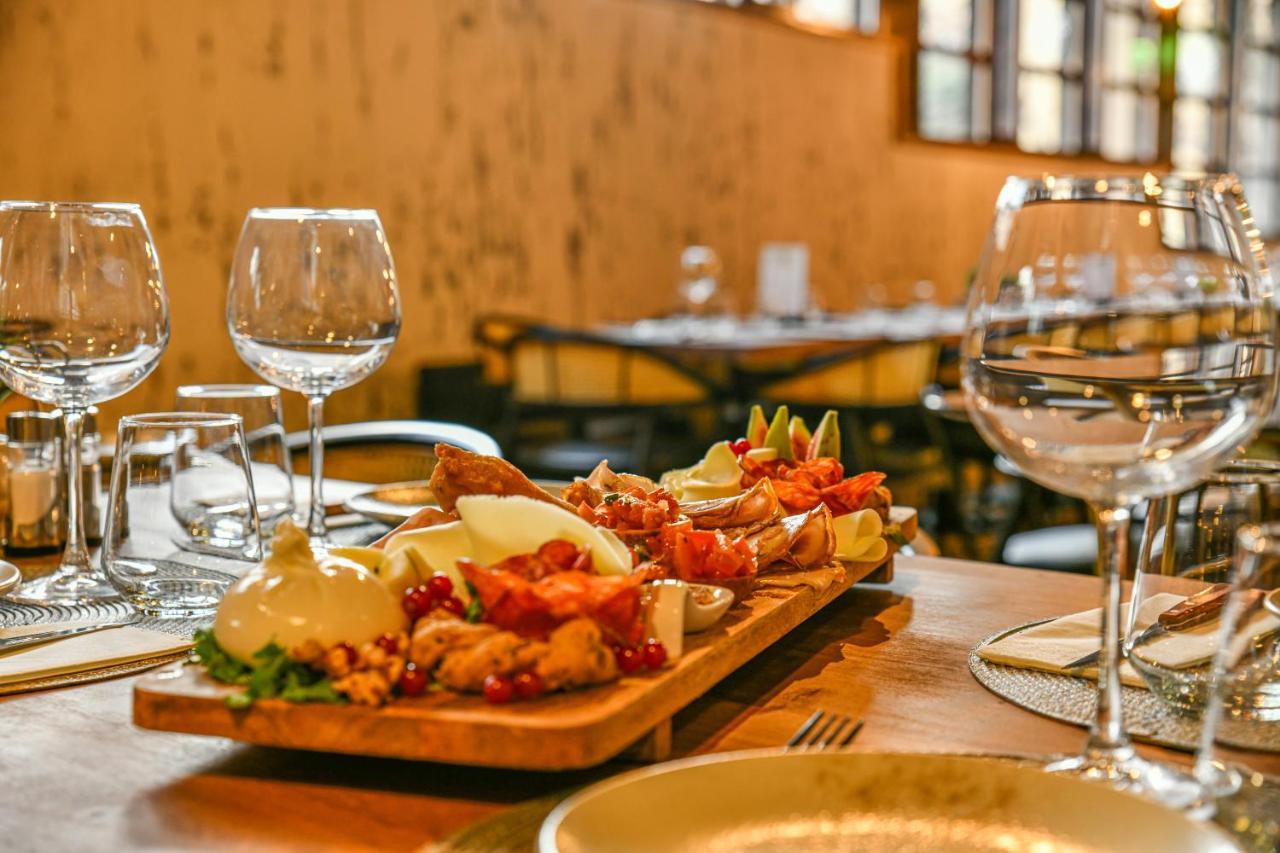 Neuchâtel City Hôtel Ngoại thất bức ảnh