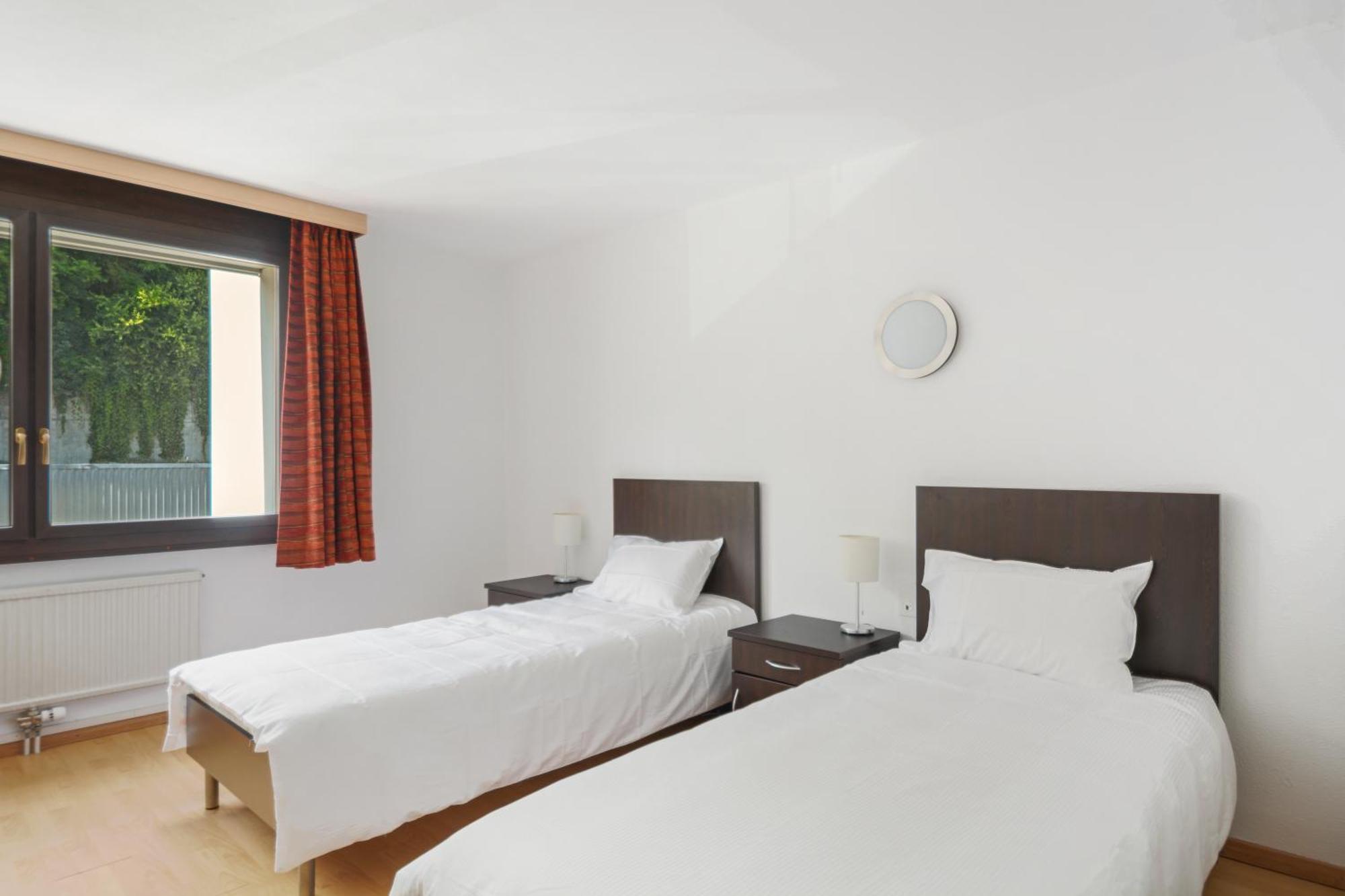 Neuchâtel City Hôtel Phòng bức ảnh