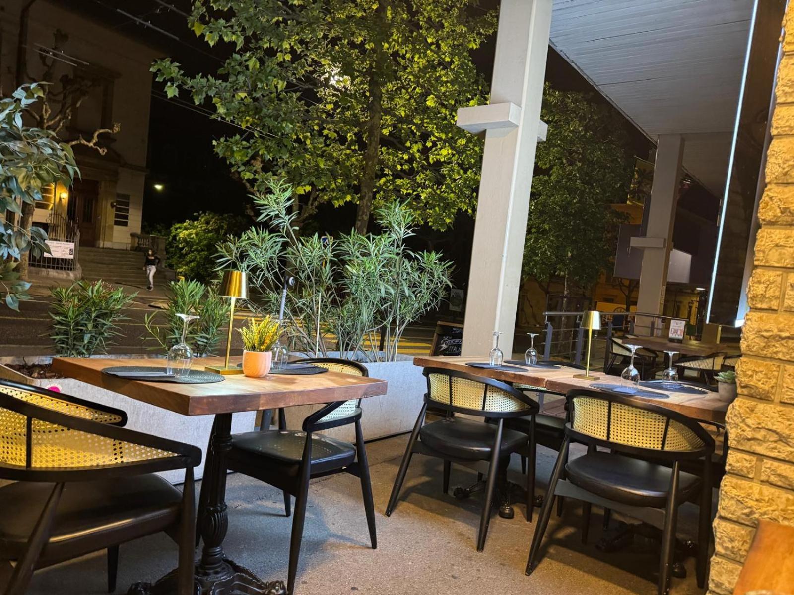 Neuchâtel City Hôtel Ngoại thất bức ảnh